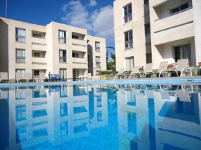 Отель Daphne Hotel Apartments  Пафос